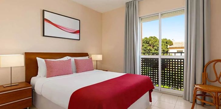 rinkitės viešbutį RAMADA HOTEL & SUITES COSTA DEL SOL kelionei į Ispanija