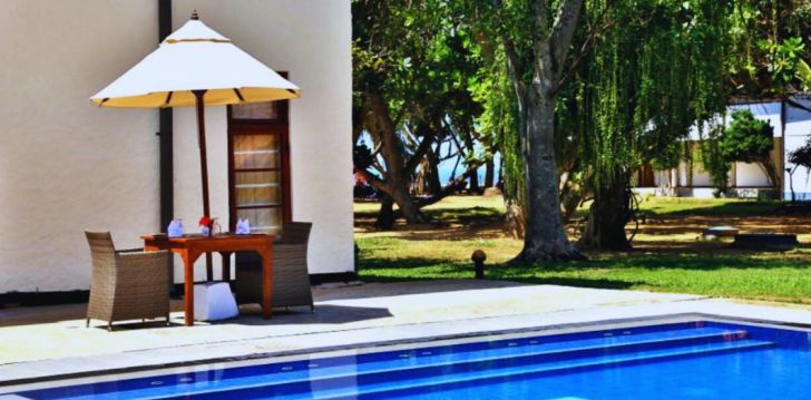 rinkitės viešbutį HIBISCUS BEACH HOTEL kelionei į Šri Lanka