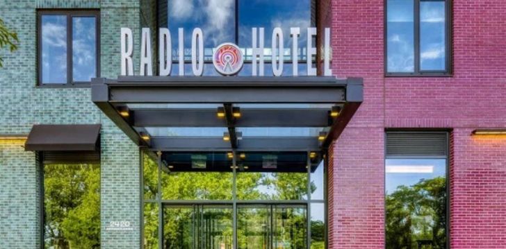 apsistokite RADIO HOTEL viešbutyje už gerą kainą. 