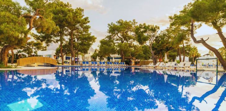 Apsistokite AMARA COMFORT RESORT viešbutyje už gerą kainą. 