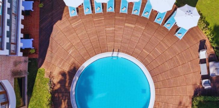 Apsistokite LIMAK LIMRA HOTEL & RESORT viešbutyje už gerą kainą.