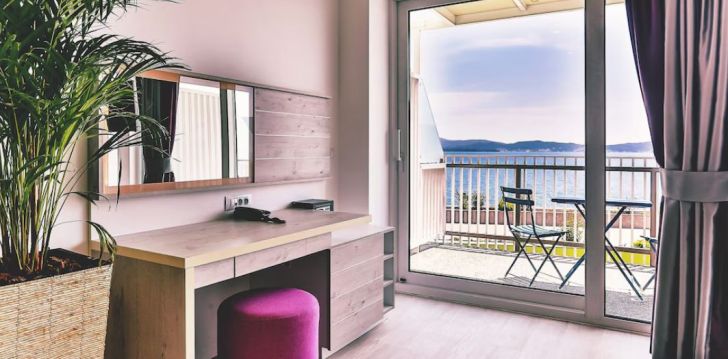 viešbutis CARINE HOTEL PARK įsikūręs Juodkalnija. 