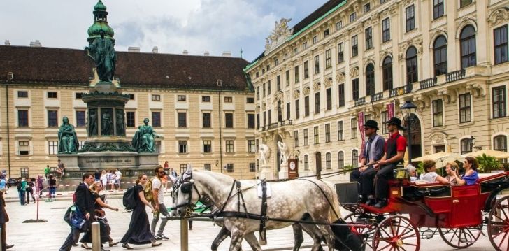 Pažintinė kelionė į Prahą, Budapeštą ir Vieną! 7