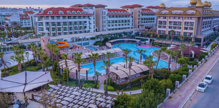 apsistokite AYDINBEY KING'S PALACE & SPA viešbutyje už gerą kainą. 