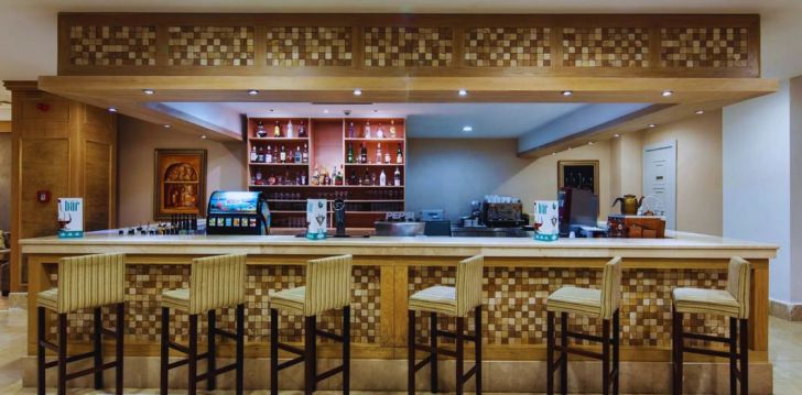 rinkitės viešbutį ALBA QUEEN HOTEL kelionei į Turkija