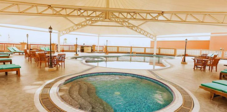 Atostogos JAE – apsistokite viešbutyje RED CASTLE HOTEL SHARJAH