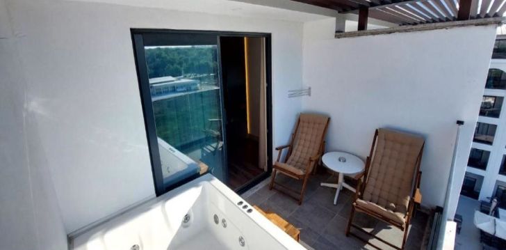 tavo atostogos prasideda viešbutyje SIDE MOON PALACE
