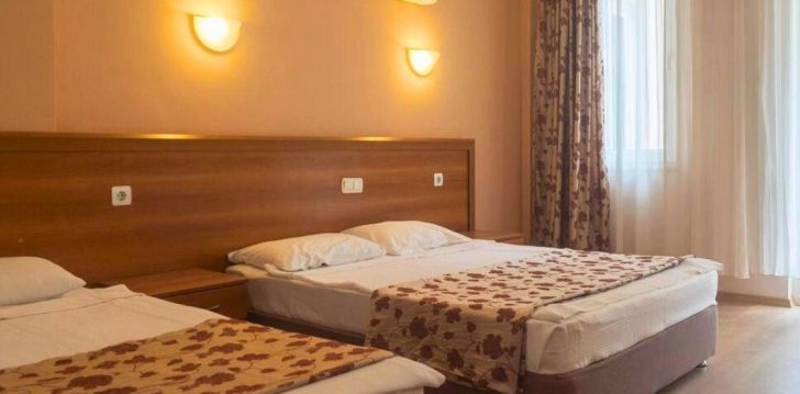 apsistokite ALEXIUS BEACH HOTEL viešbutyje už gerą kainą.