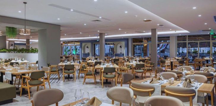 Tavo atostogos prasideda viešbutyje BERRY BLUE HOTEL