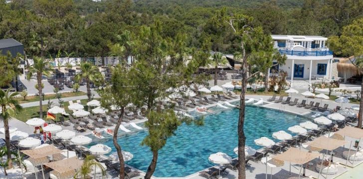 Tavo atostogos prasideda viešbutyje BERRY BLUE HOTEL