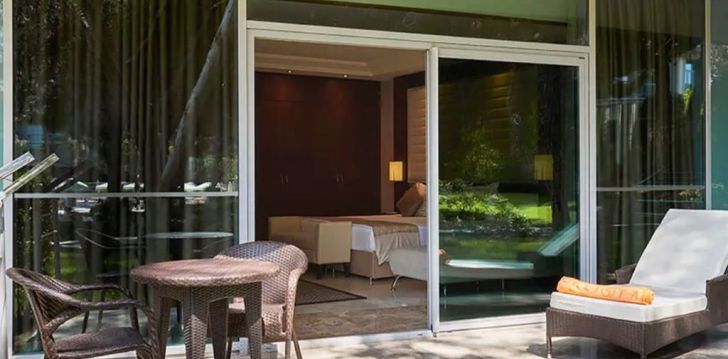 apsistokite CALISTA LUXURY RESORT viešbutyje už gerą kainą.