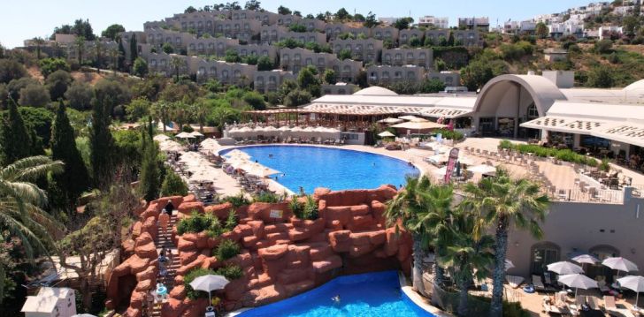 YASMIN BODRUM RESORT - klientų vertinamas, kaip geras kainos ir kokybės santykis. 