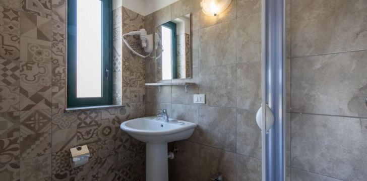 viešbutis VILLAGGIO ALKANTARA įsikūręs Italija.