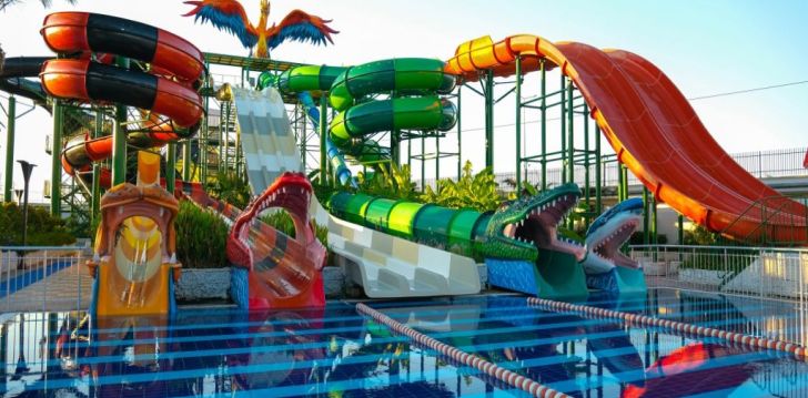 geras kainos ir kokybės santykis atostogoms - viešbutis CRYSTAL ADMIRAL RESORT SUITES & SPA