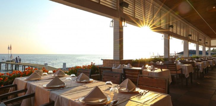 planuoji kelionę į Turkija? apsistokite 5 viešbutyje CRYSTAL ADMIRAL RESORT SUITES & SPA.