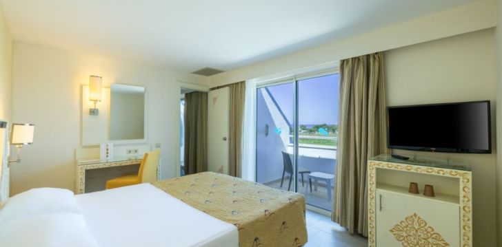 jaukus viešbutis CRYSTAL ADMIRAL RESORT SUITES & SPA, jūsų atostogoms