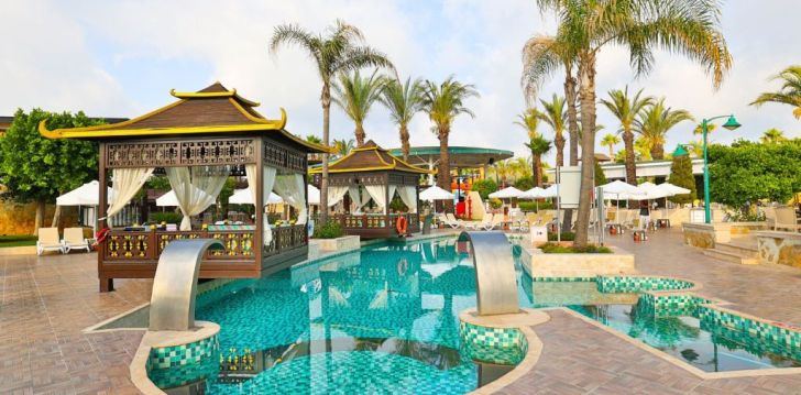viešbutis CRYSTAL FAMILY RESORT & SPA įsikūręs Turkija.