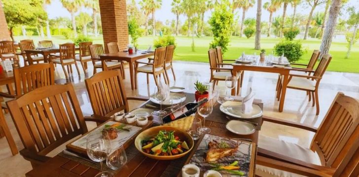 rinkitės viešbutį GLORIA GOLF RESORT kelionei į Turkija