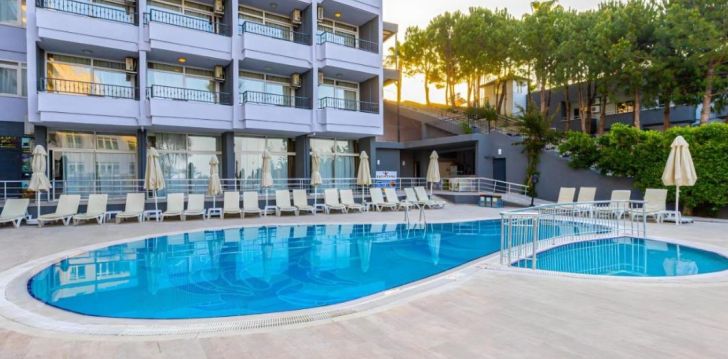 apsistokite AKDORA ELITE HOTEL & SPA viešbutyje už gerą kainą. 