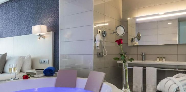patogus viešbutis jūsų kelionei – 2* APARTHOTEL ESQUINZO Y MONTE DEL MAR