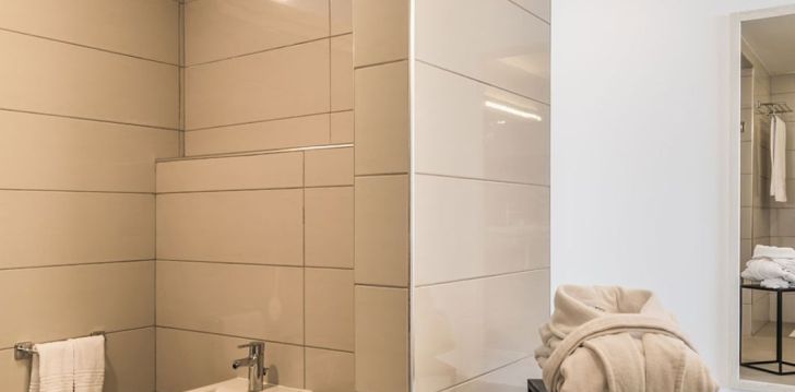 rinkitės viešbutį APARTHOTEL ESQUINZO Y MONTE DEL MAR kelionei į Ispanija