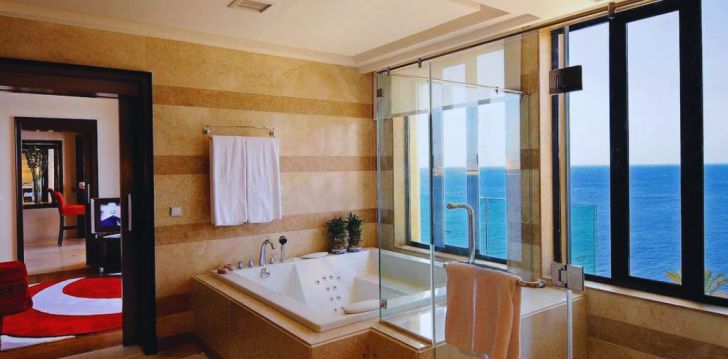 Geras kainos ir kokybės santykis atostogoms - viešbutis REEF OASIS BLUE BAY RESORT