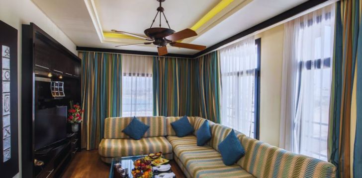 Viešbutis REEF OASIS BLUE BAY RESORT įsikūręs Egiptas. 