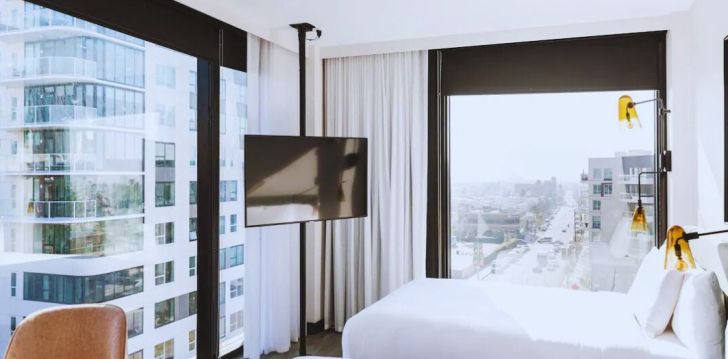 apsistokite THE GODFREY HOTEL HOLLYWOOD viešbutyje už gerą kainą.