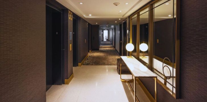 tavo atostogos prasideda viešbutyje THE GODFREY HOTEL HOLLYWOOD
