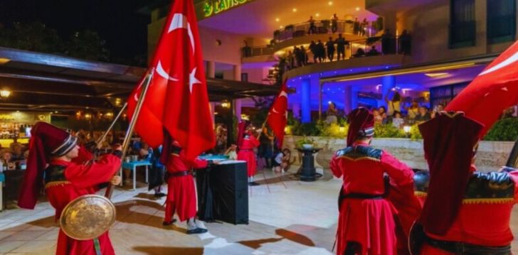 planuoji kelionę į Turkija? apsistokite 4 viešbutyje L‘ANCORA BEACH. 