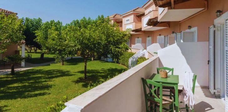 ZEFYROS ECO RESORT - klientų vertinamas, kaip geras kainos ir kokybės santykis. 