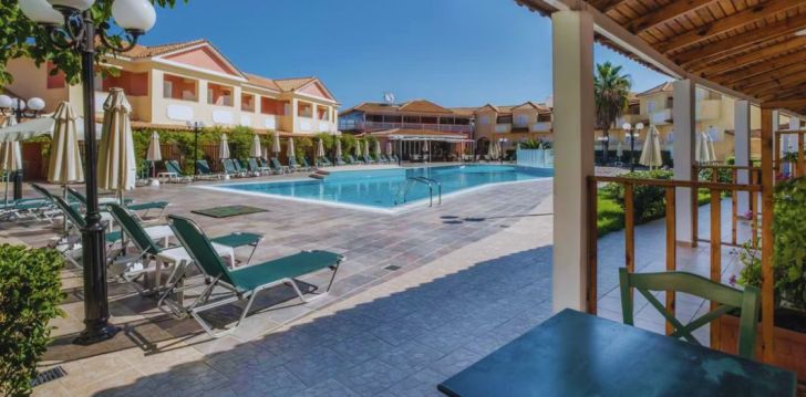 Viešbutis ZEFYROS ECO RESORT įsikūręs Graikija.