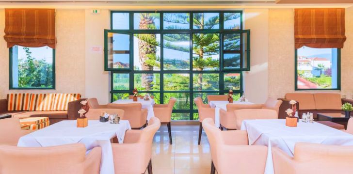 Tavęs laukia poilsis Graikija įsikūrusiame OSCAR HOTEL