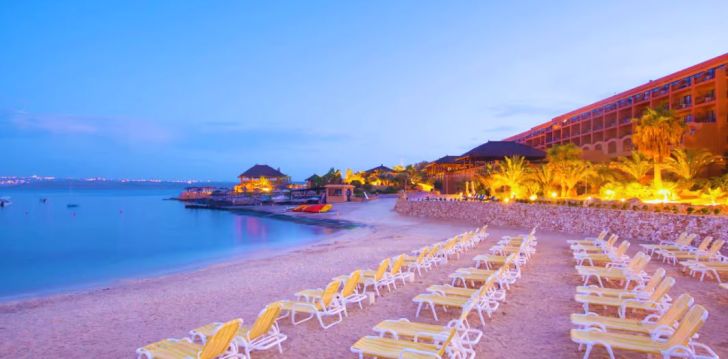 planuoji kelionę į Malta? apsistokite 4 viešbutyje RAMLA BAY RESORT.