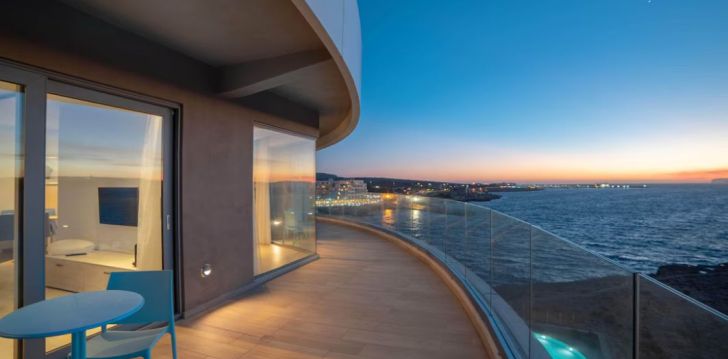 apgyvendinimas 4* RAMLA BAY RESORT