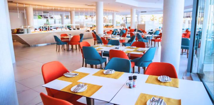 apsistokite RAMLA BAY RESORT viešbutyje už gerą kainą.