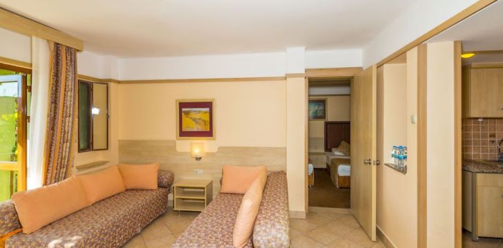 nepraleisk progos pailsėti už gerą kainą - viešbutyje VON RESORT GOLDEN COAST
