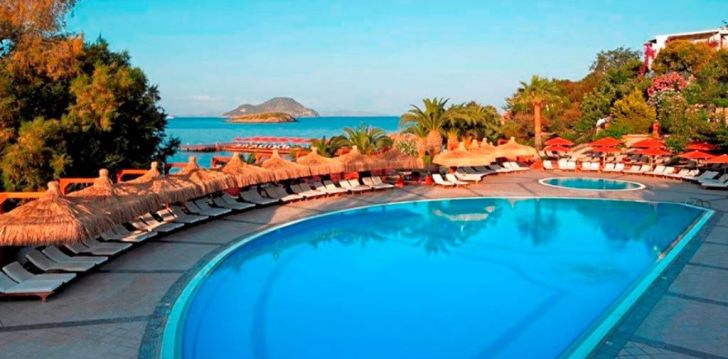 apsistokite KADIKALE RESORT viešbutyje už gerą kainą. 