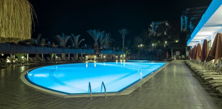 apsistokite KADIKALE RESORT viešbutyje už gerą kainą.
