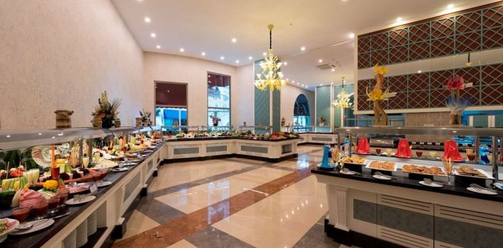Apsistokite QUATTRO BEACH SPA & RESORT HOTEL viešbutyje už gerą kainą.