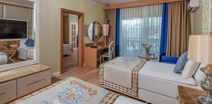 Apsistokite QUATTRO BEACH SPA & RESORT HOTEL viešbutyje už gerą kainą. 