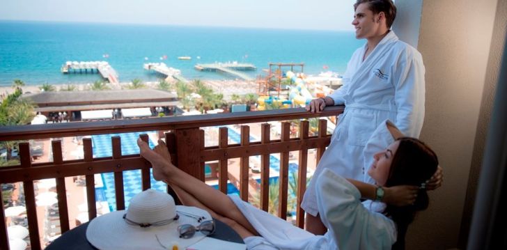 Viešbutis QUATTRO BEACH SPA & RESORT HOTEL įsikūręs Turkija.