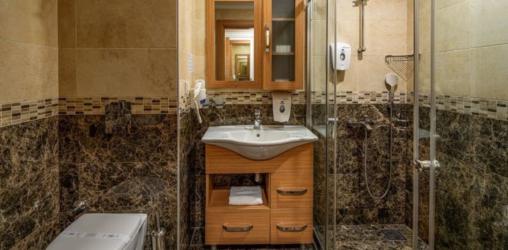 QUATTRO BEACH SPA & RESORT HOTEL - klientų vertinamas, kaip geras kainos ir kokybės santykis.
