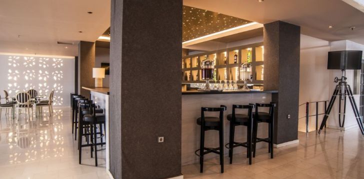 Geras kainos ir kokybės santykis atostogoms - viešbutis HERSONISSOS PALACE