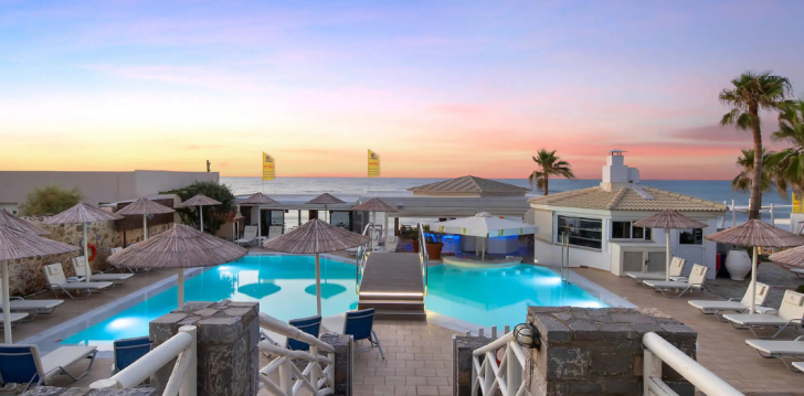 Apsistokite AEOLOS BEACH RESORT viešbutyje už gerą kainą. 