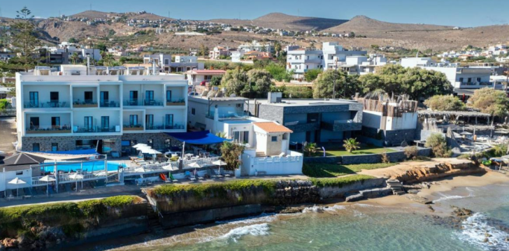 apsistokite SUNSET BEACH KOKKINI HANI viešbutyje už gerą kainą. 