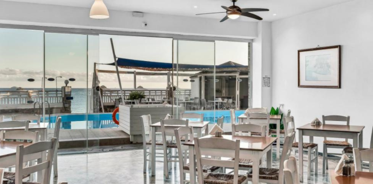 viešbutis SUNSET BEACH KOKKINI HANI įsikūręs Graikija.