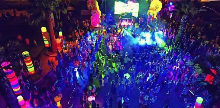 rinkitės viešbutį EFTALIA AQUA RESORT kelionei į Turkija