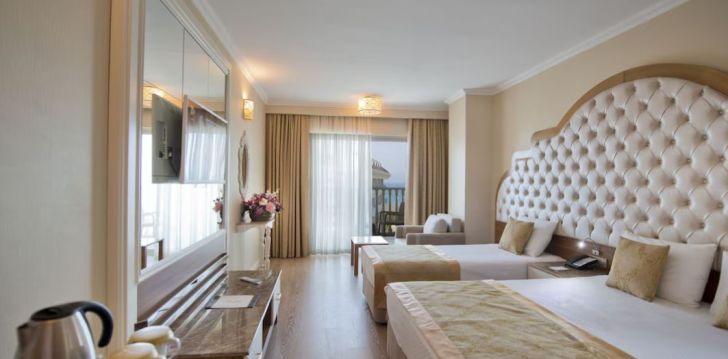 apsistokite OZ HOTELS SIDE PREMIUM viešbutyje už gerą kainą.