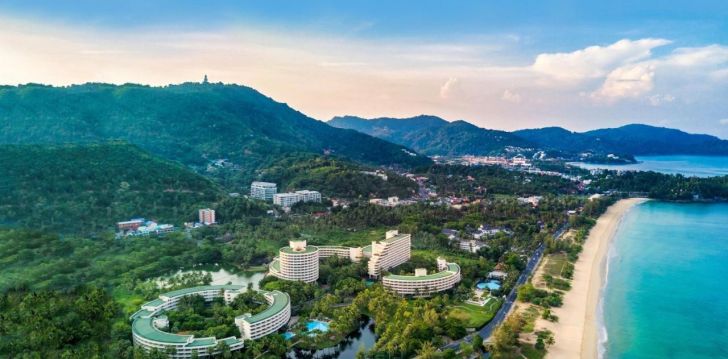 Apsistokite HILTON PHUKET ARCADIA RESORT & SPA viešbutyje už gerą kainą. 